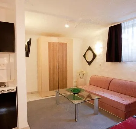 Altstadt-hotel Отель Гельнхаузен