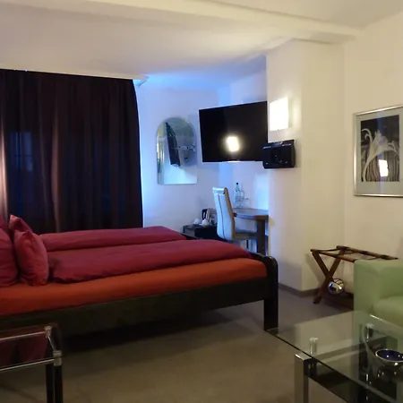 Altstadt-hotel Szálloda 4*