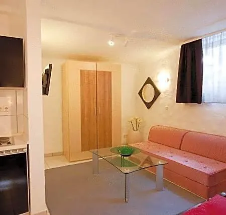 Altstadt-hotel Hotel 4*