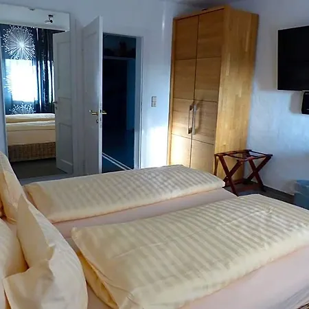 Hotel Altstadt-hotel 4*